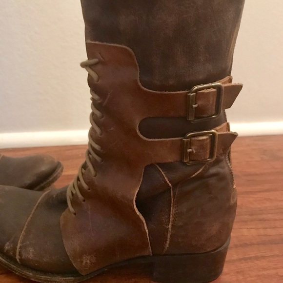 Steve Madden Vintage Sadle Boot - Picture 4 of 5
